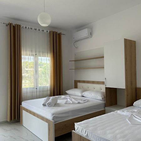 Vila Roan Vlorë Εξωτερικό φωτογραφία