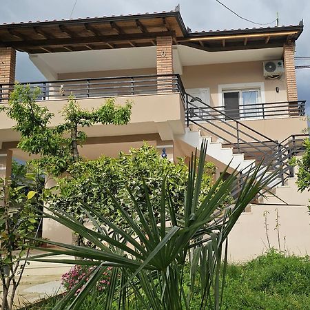 Vila Roan Vlorë Εξωτερικό φωτογραφία