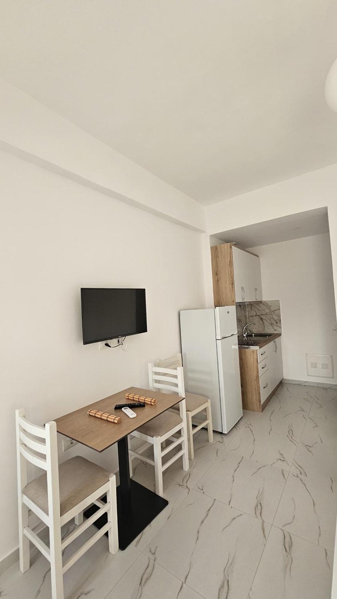 Vila Roan Vlorë Εξωτερικό φωτογραφία
