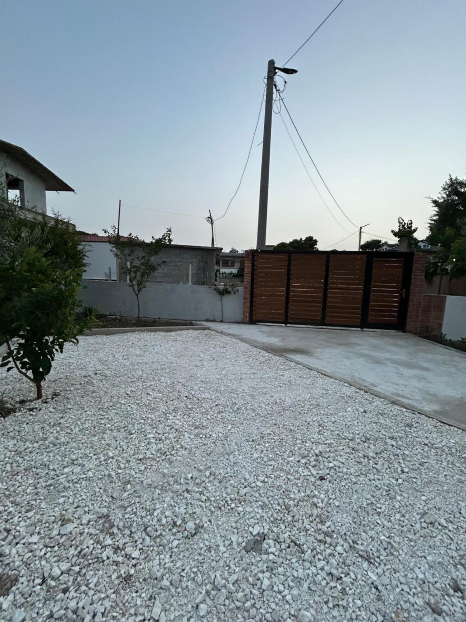 Vila Roan Vlorë Εξωτερικό φωτογραφία