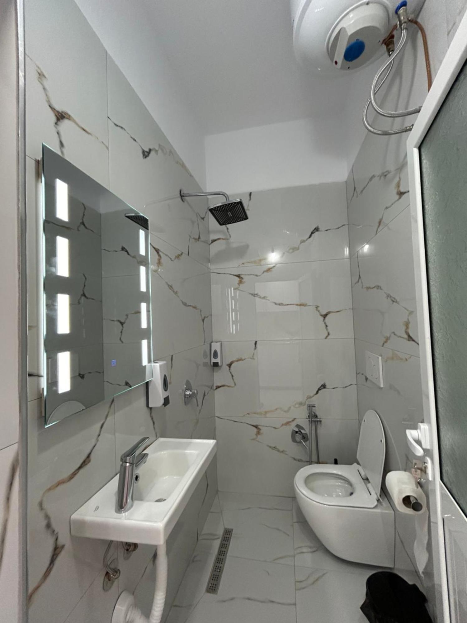 Vila Roan Vlorë Εξωτερικό φωτογραφία