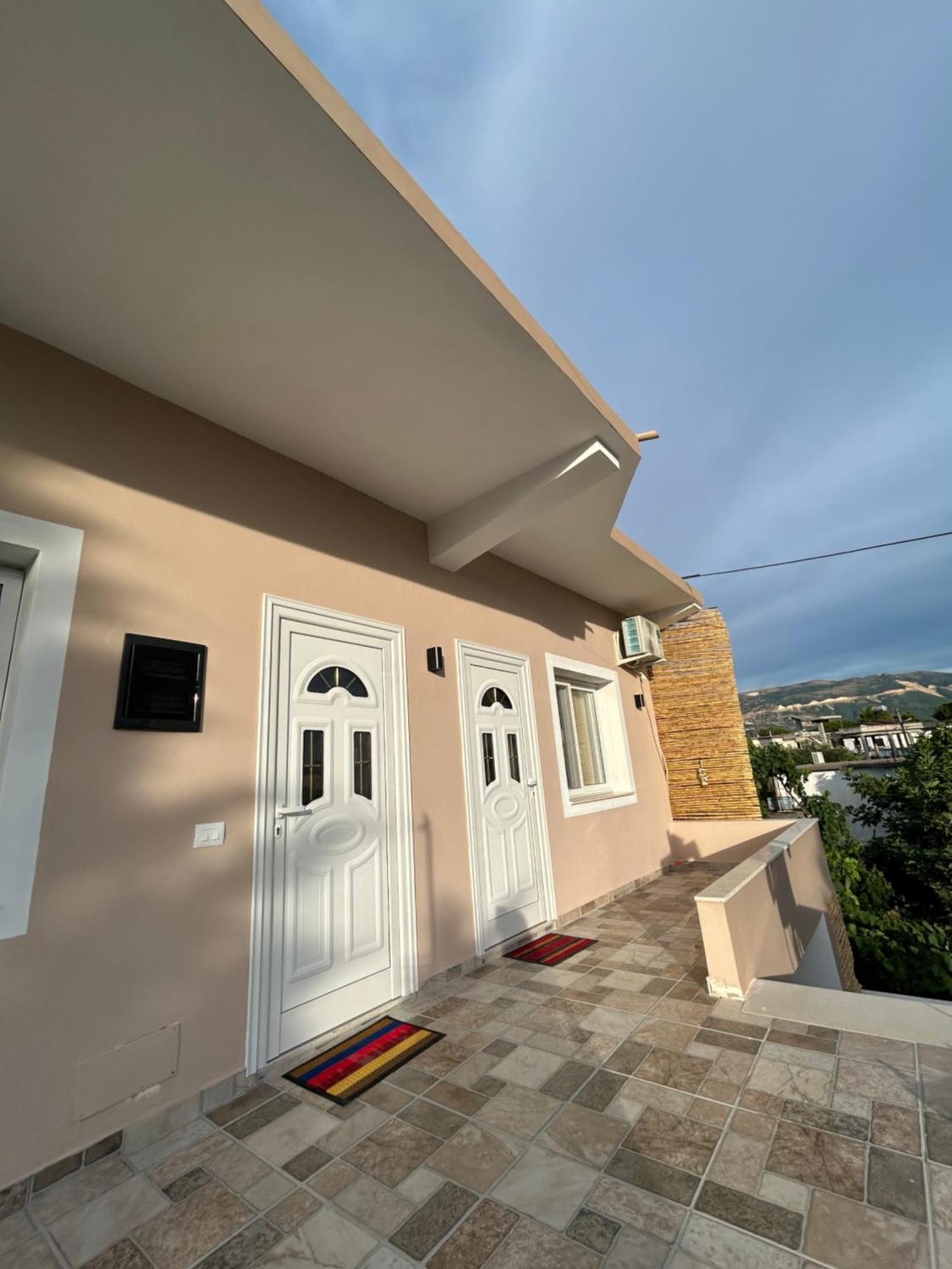 Vila Roan Vlorë Εξωτερικό φωτογραφία